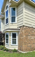 Building Photo - 1512 Mayfair Dr