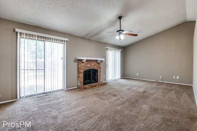 Foto del edificio - 3 br, 2 bath House - 3917 Springside Dr.