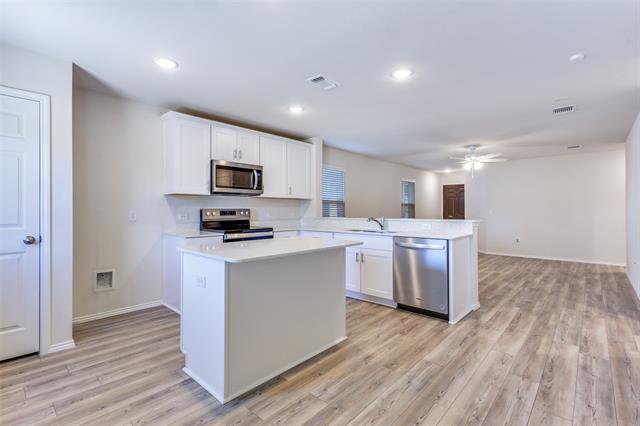 Building Photo - 843 Ozark Path