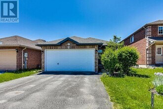 Building Photo - 209 Dunsmore Ln