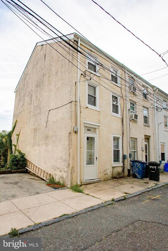 4414 St Davids St, Philadelphia, PA 19127 Townhome Rentals in