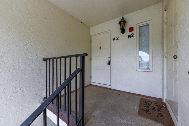 Photo - 2733 SW Matheson Ave (Palm City, FL) Apartment