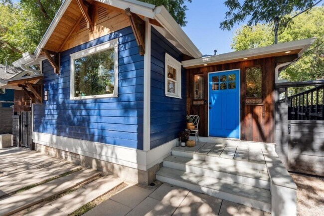 Building Photo - 3710 Govalle Ave