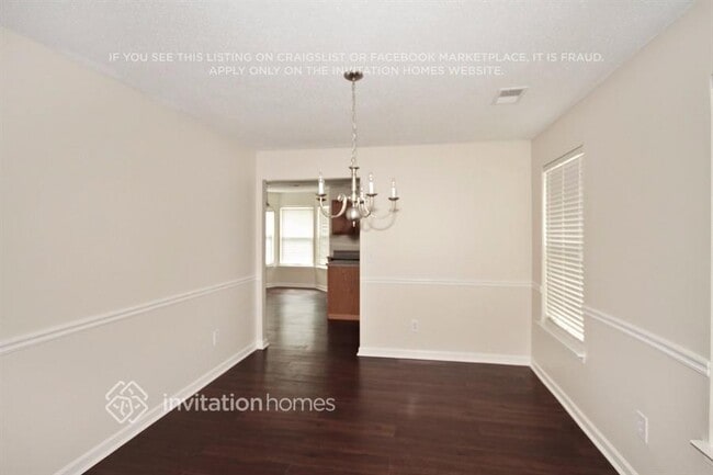 Building Photo - 5904 Bluegrass View