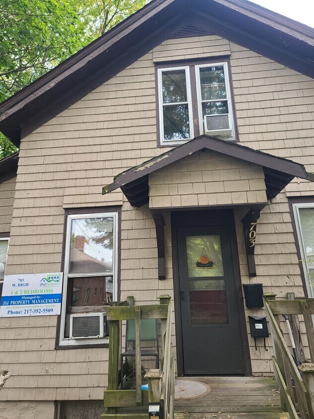 Foto principal - 703 W High St