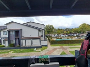 Building Photo - 65 Stenner St