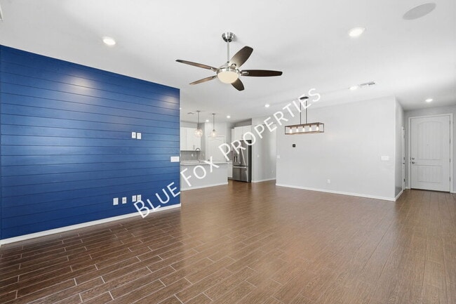 Building Photo - 8670 N Genoa Ct