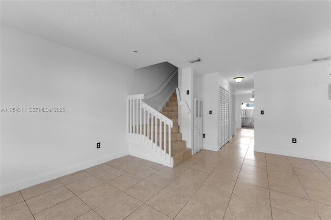 Building Photo - 6350 SW 139th Ave