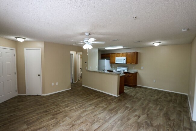 Building Photo - The Landings Condominiums