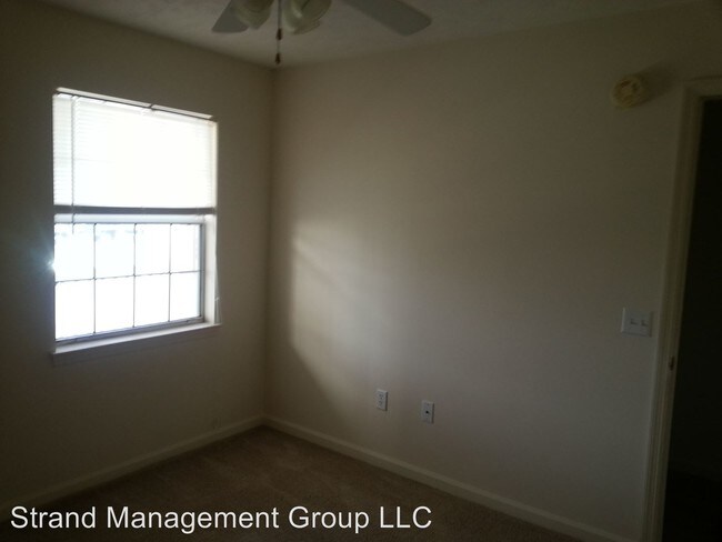 Building Photo - 629 Waterway Village Blvd
