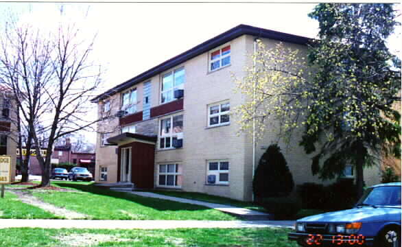 Primary Photo - Beverly Ridge Condominiums