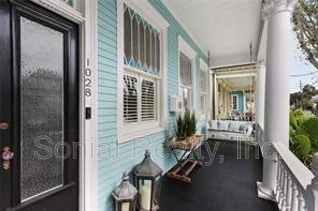Foto del edificio - 1026 Arabella St