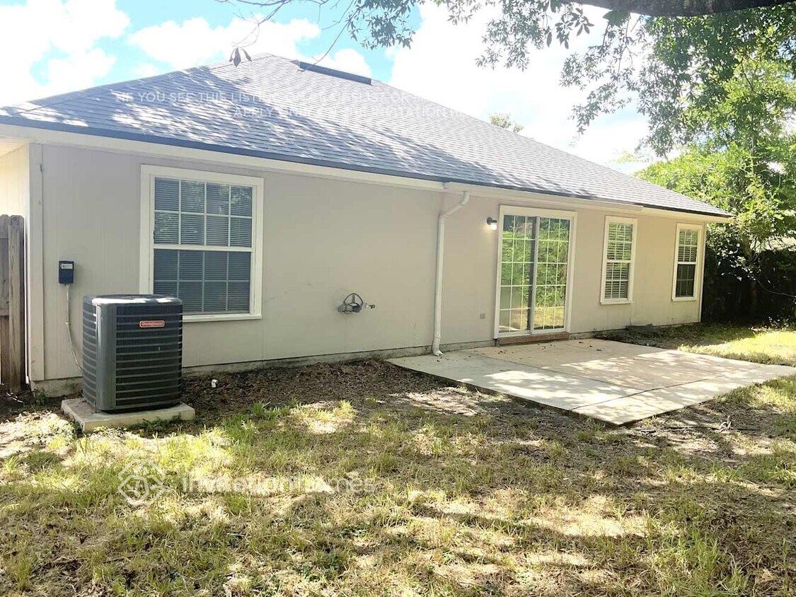 Foto del edificio - 1736 Northglen Cir