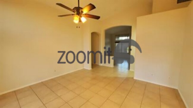 Foto del edificio - Coming Soon April 2026 Beautiful Single-Level Family Home with Garage!