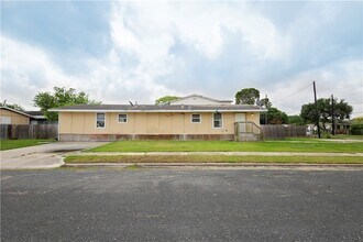 Building Photo - 1802 16th St