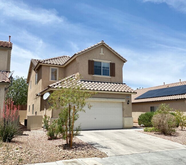 Foto del edificio - Nice two-story single family house with 3 bedrooms and 2 baths