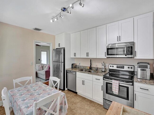 Foto del edificio - 615 SW 4th Ave