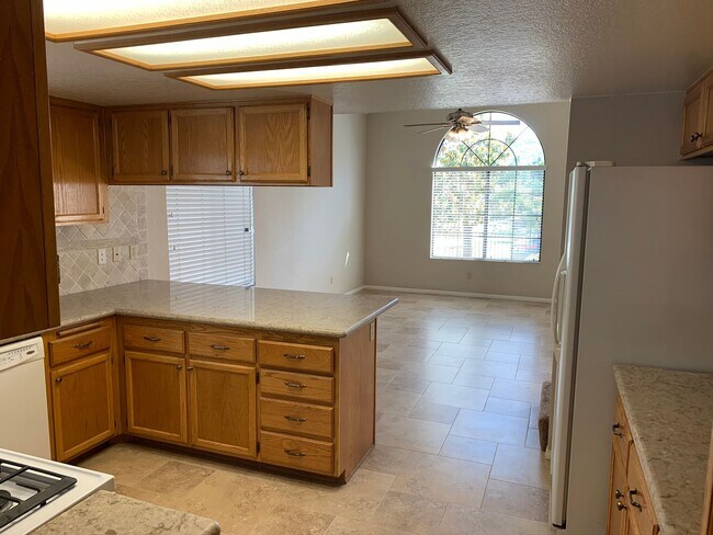 Building Photo - Beautiful Home on Large Lot with RV Parking!
