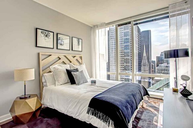 Building Photo - 115 W Wacker Dr