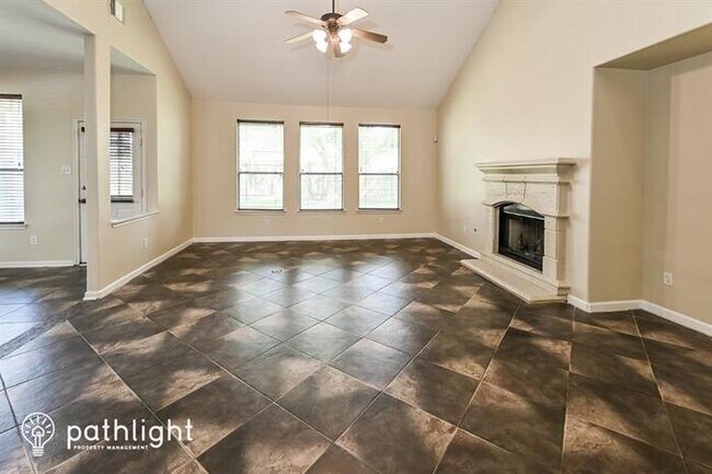 Building Photo - 13603 Brighton Park Drive, Houston, TX, 77044