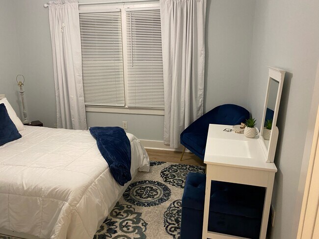 Foto del edificio - 802 N Lord St