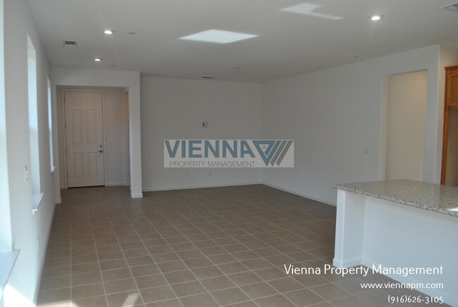 Building Photo - 111 Chesapeake Ct