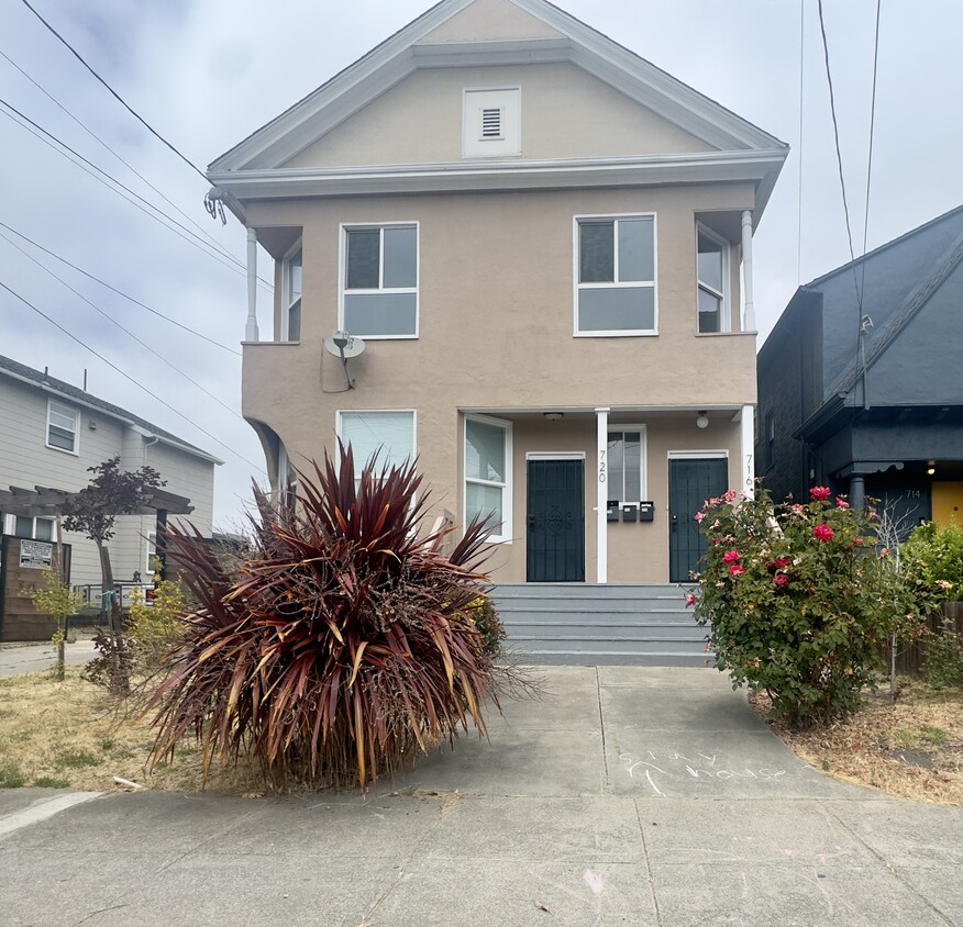 Primary Photo - 720 37th St