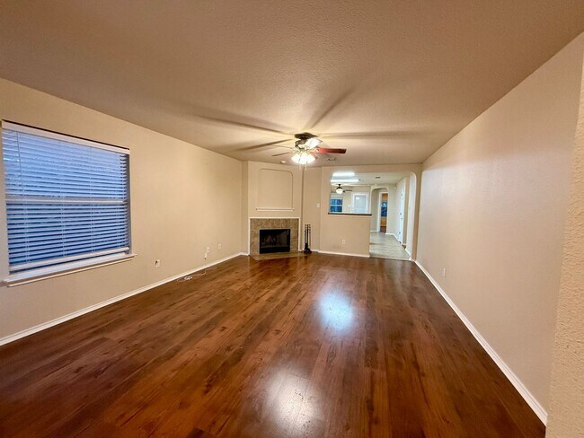 Foto del edificio - Charming 3-Bedroom Home – Minutes from Ran...