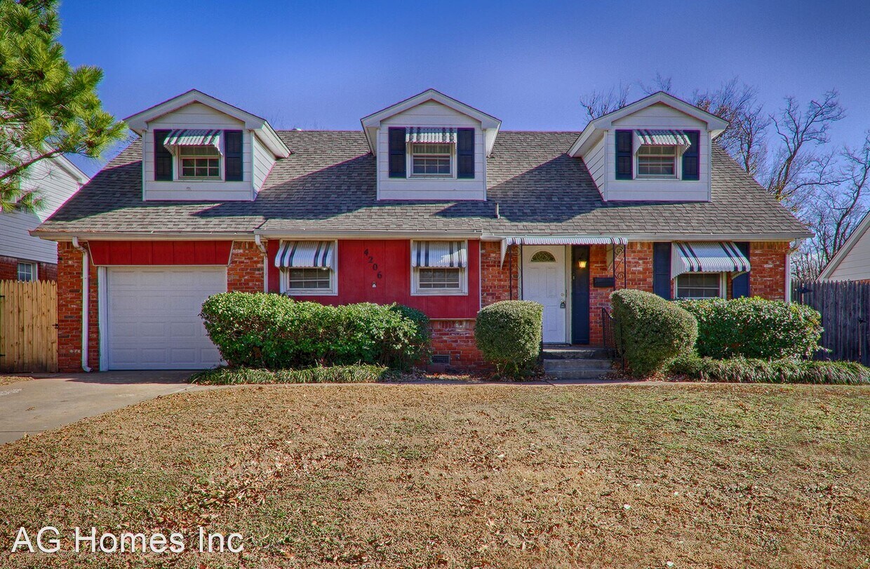 Primary Photo - 4 br, 2 bath House - 4206 N Barr Ave
