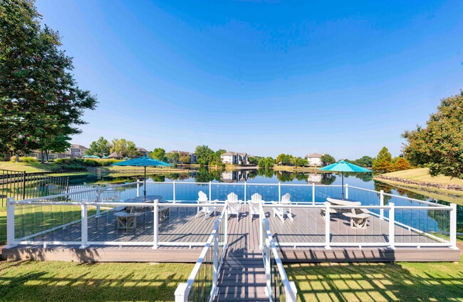 Foto del edificio - MAA Dexter Lake