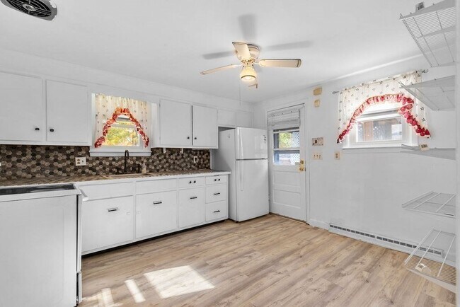 Foto del edificio - 96 Hill St