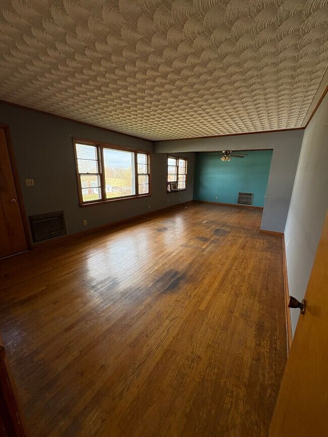 Foto del edificio - Comfortable Small-Town Living