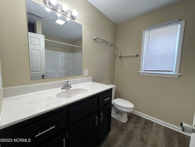 Building Photo - 121 Nugget Trl