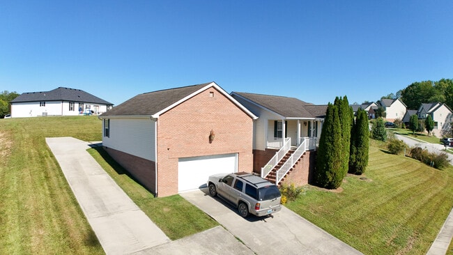 Foto del edificio - 426 Bryants Way