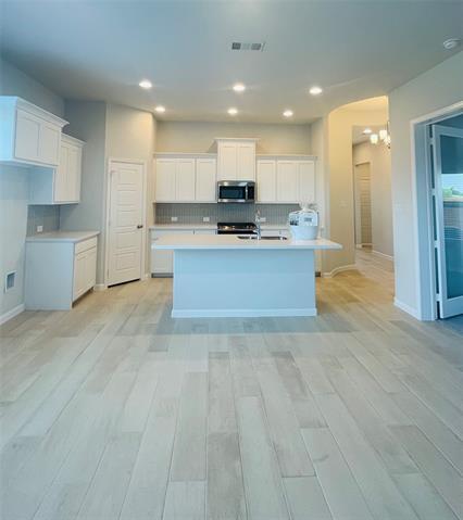 Foto del edificio - 2222 Rothbury Dr