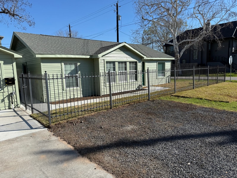 Photo - 329 E 25th St (Houston, TX)