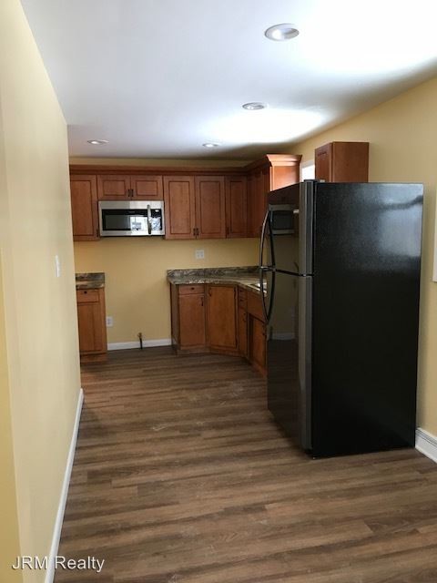 Building Photo - 3 br, 1 bath House - 2017 Graham Dr