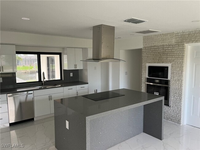 Building Photo - 4380 Harbour Terrace