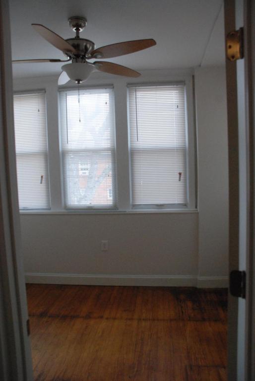 Building Photo - 1315 Sheridan St NW