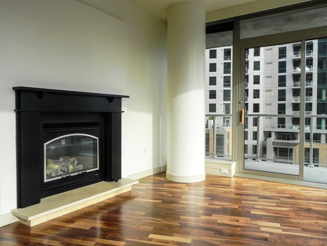 Photo - 10610 NE 9th Pl Apartment