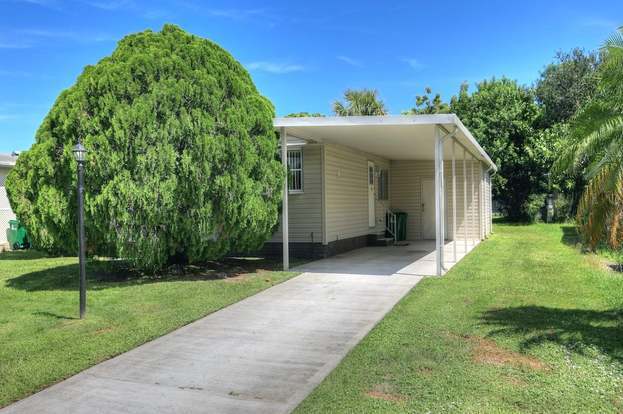 Building Photo - 716 Lark Dr