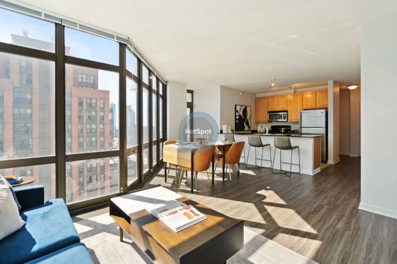 311 N Desplaines St, Chicago, IL 60661 Room for Rent in Chicago, IL