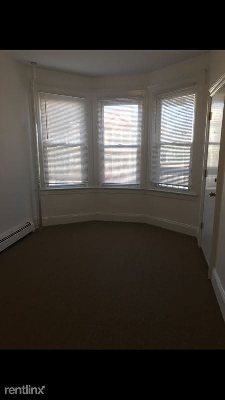Building Photo - 267 N 19th St