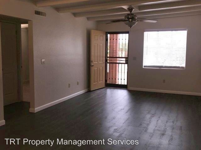 Foto del edificio - 1304-1306 N Roberts Way