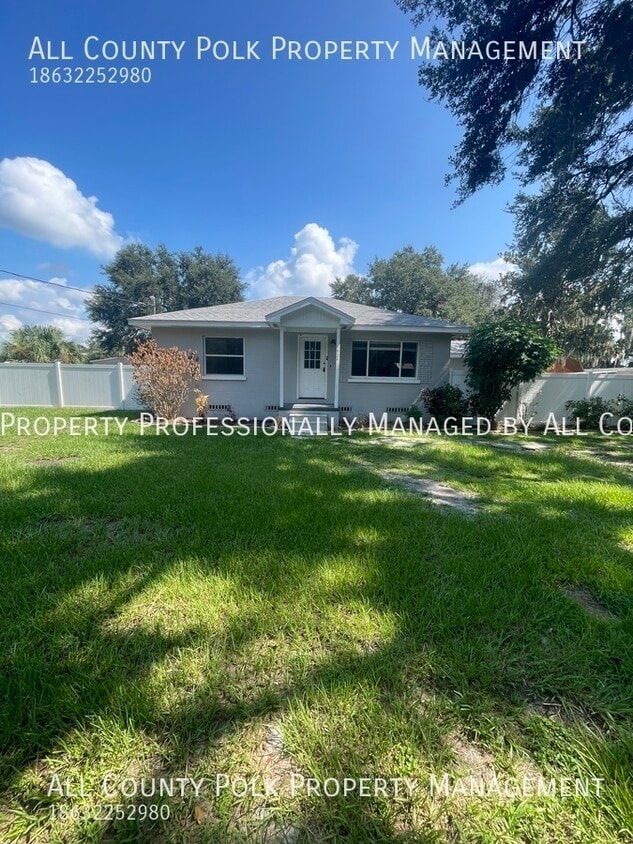 Fantastic 3 Bedroom, 2 Bath Home for Rent! House Rental in Lakeland
