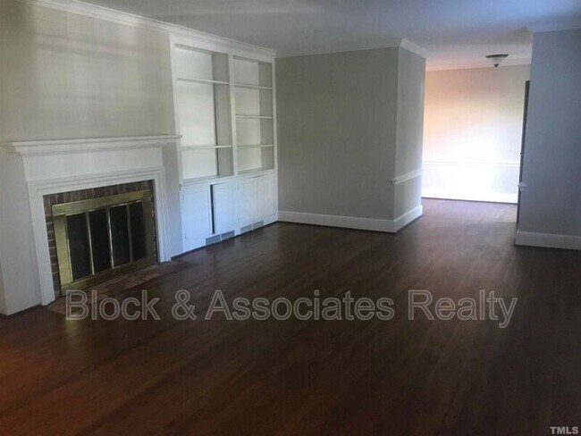 Foto del edificio - 2667 Davis St