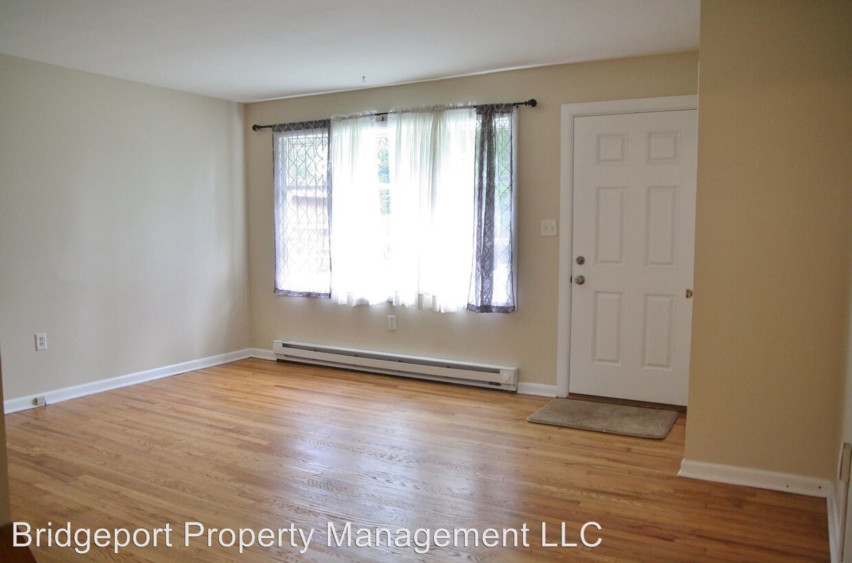 Primary Photo - 2 br, 1 bath Apartment - 809A Fairfield St