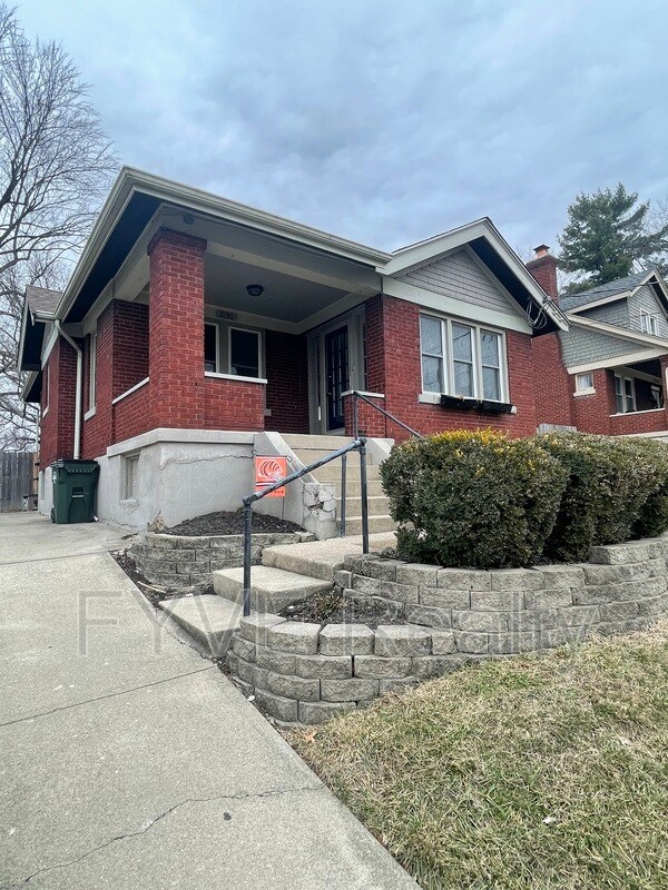 Foto del edificio - 2150 Cathedral Ave