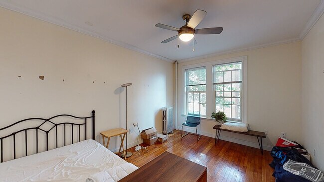 Foto del edificio - 12 Glenville Ave