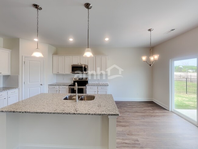 Foto del edificio - 4816 Chutney Dr